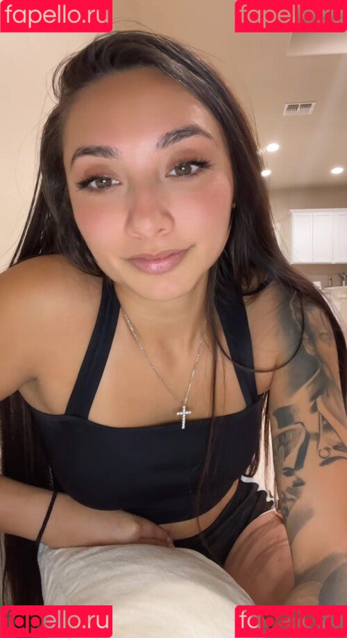 Theegoldenrose Onlyfans Photo Gallery 