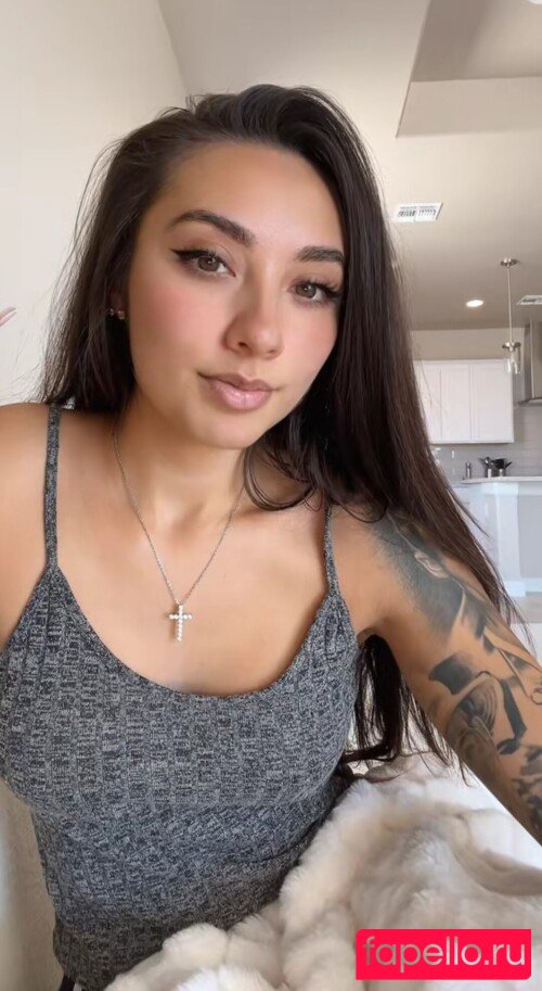 Theegoldenrose Onlyfans Photo Gallery 