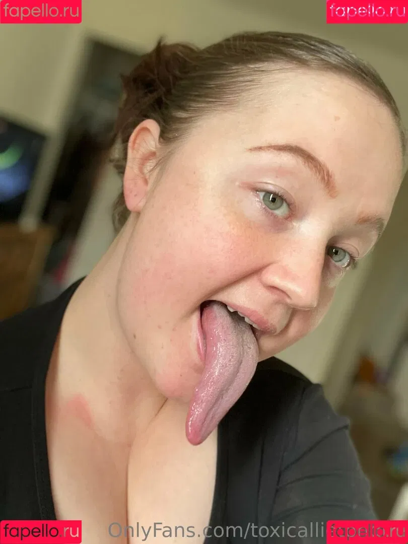 toxicallietongue Onlyfans Photo Gallery 