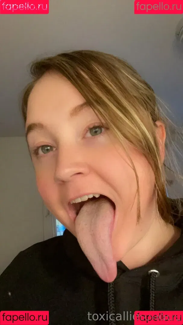 toxicallietongue Onlyfans Photo Gallery 