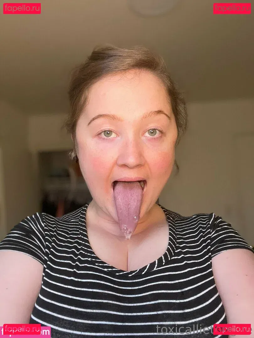 toxicallietongue Onlyfans Photo Gallery 