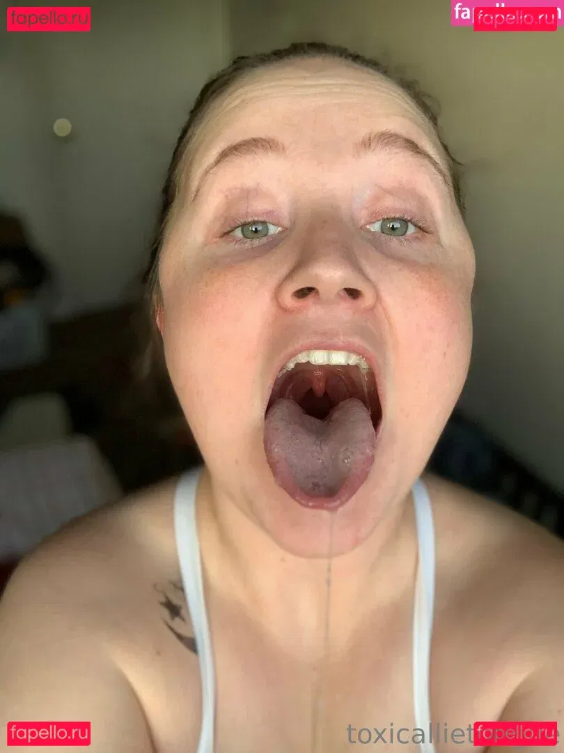 toxicallietongue Onlyfans Photo Gallery 