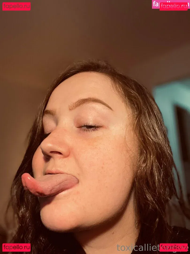 toxicallietongue Onlyfans Photo Gallery 