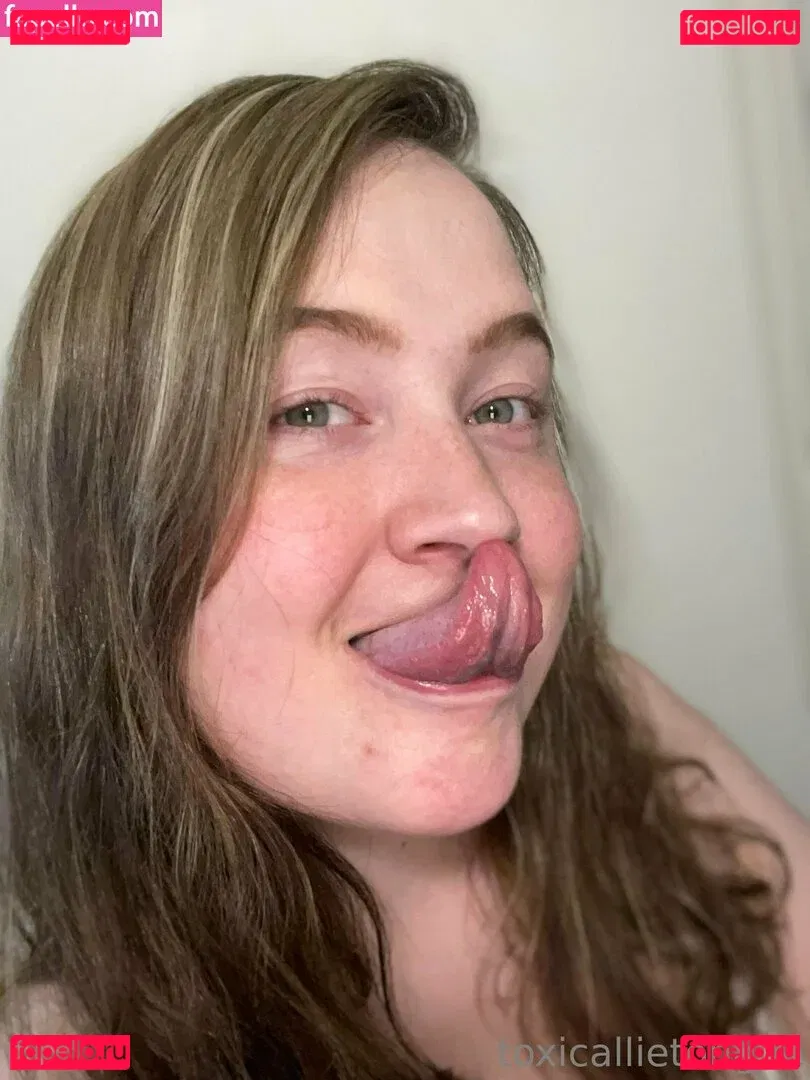 toxicallietongue Onlyfans Photo Gallery 