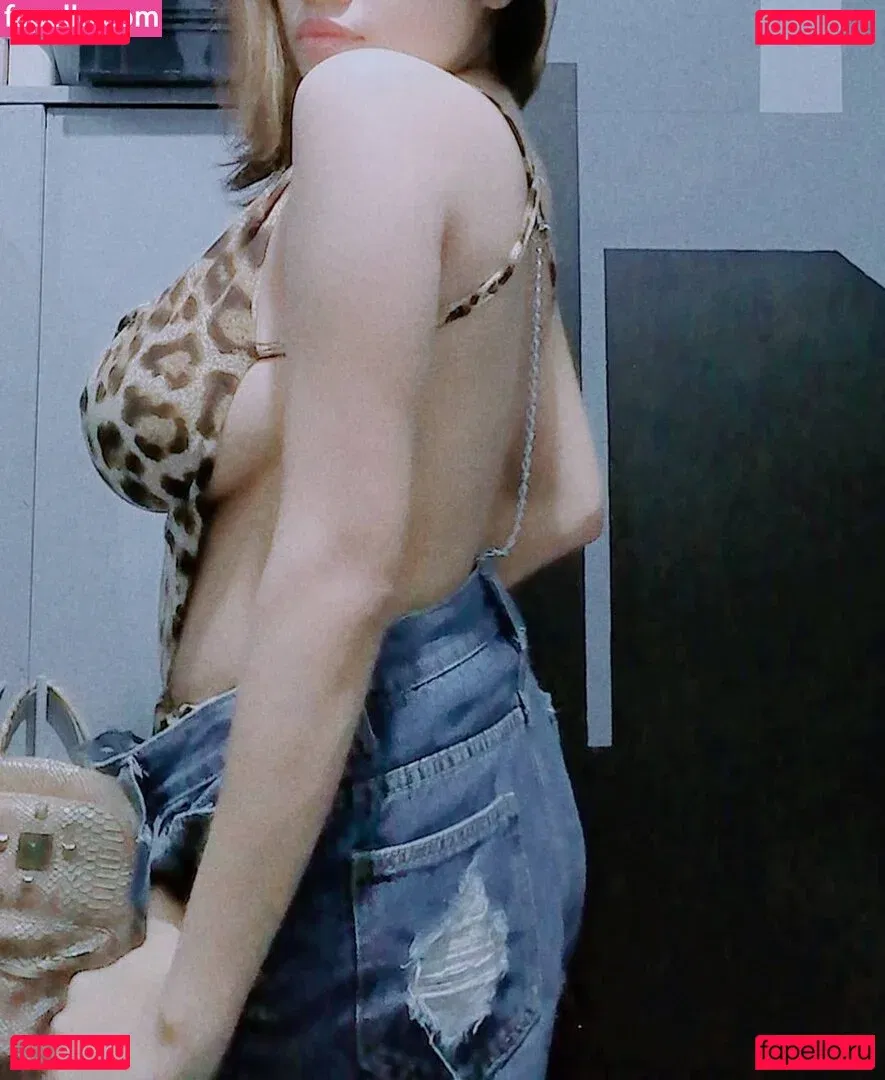 Joycen Artus Onlyfans Photo Gallery 