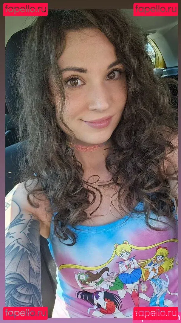 MelonieMac Onlyfans Photo Gallery 