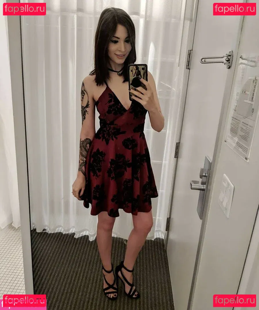MelonieMac Onlyfans Photo Gallery 
