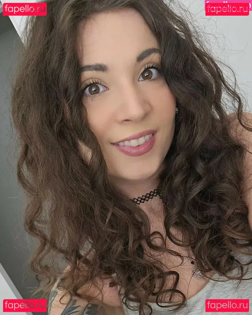 MelonieMac Onlyfans Photo Gallery 