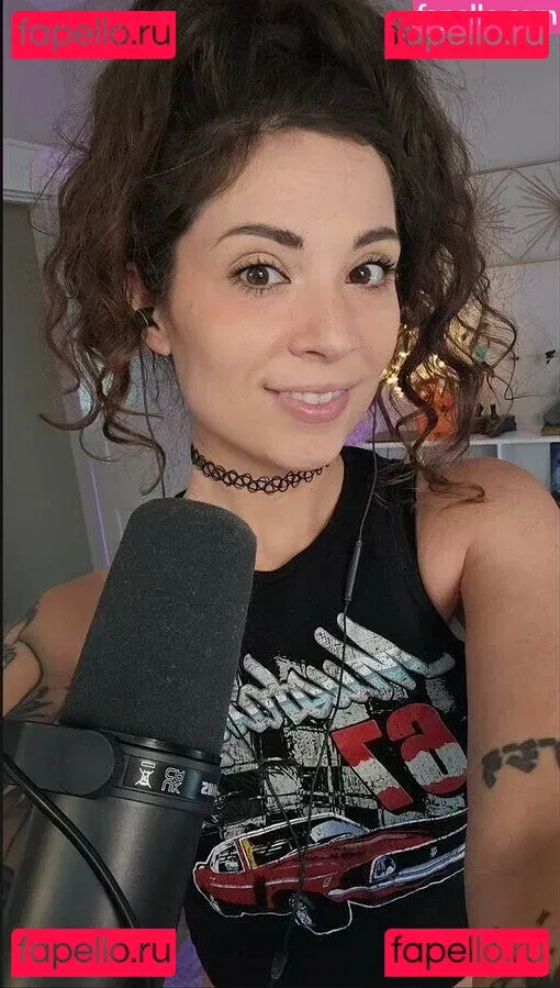 MelonieMac Onlyfans Photo Gallery 