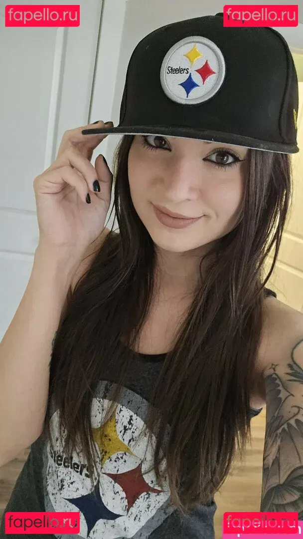 MelonieMac Onlyfans Photo Gallery 