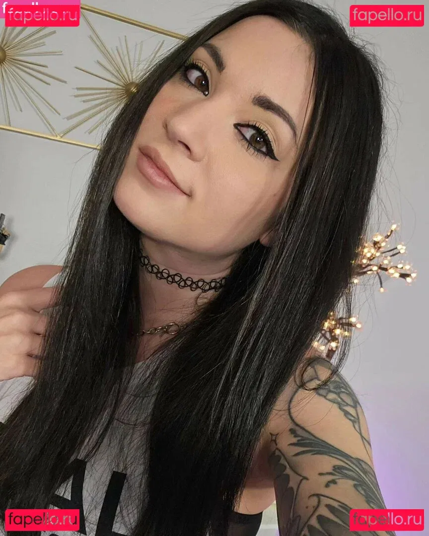 MelonieMac Onlyfans Photo Gallery 