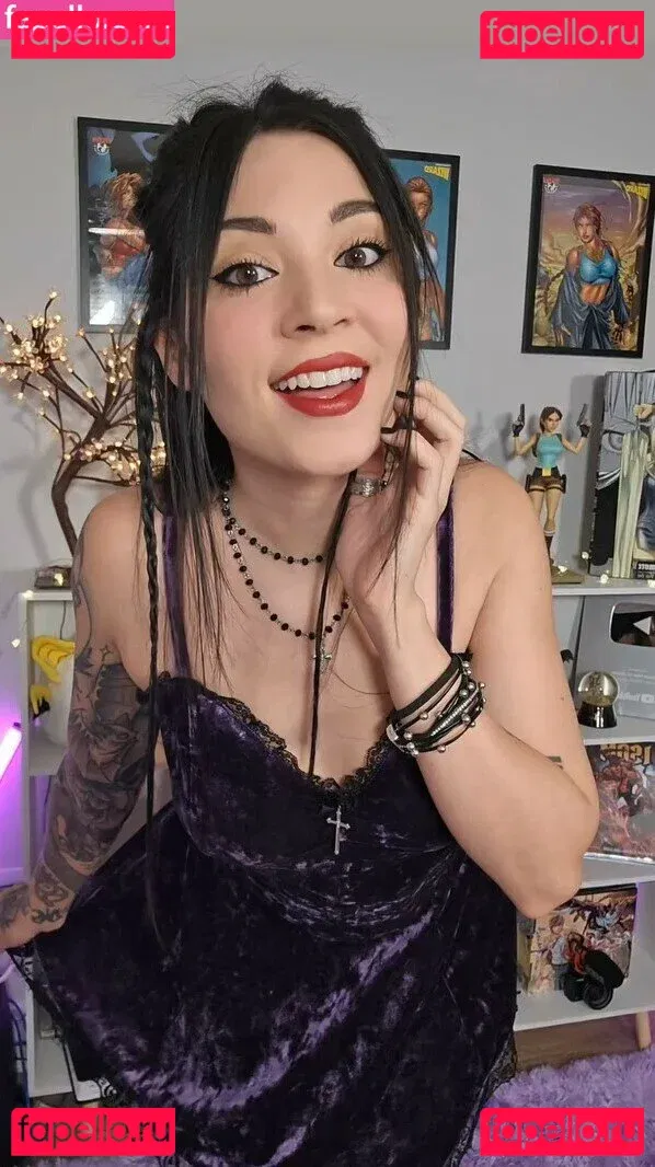 MelonieMac Onlyfans Photo Gallery 