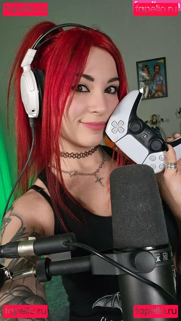 MelonieMac Onlyfans Photo Gallery 