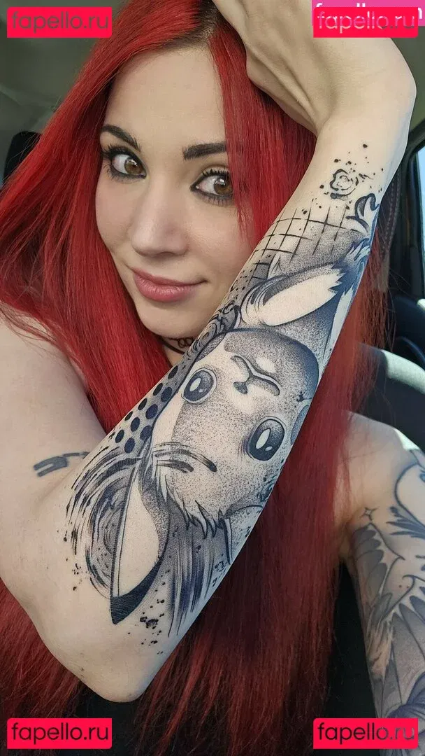 MelonieMac Onlyfans Photo Gallery 