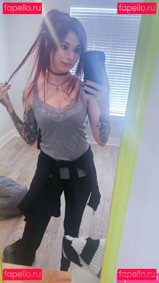 MelonieMac Onlyfans Photo Gallery 