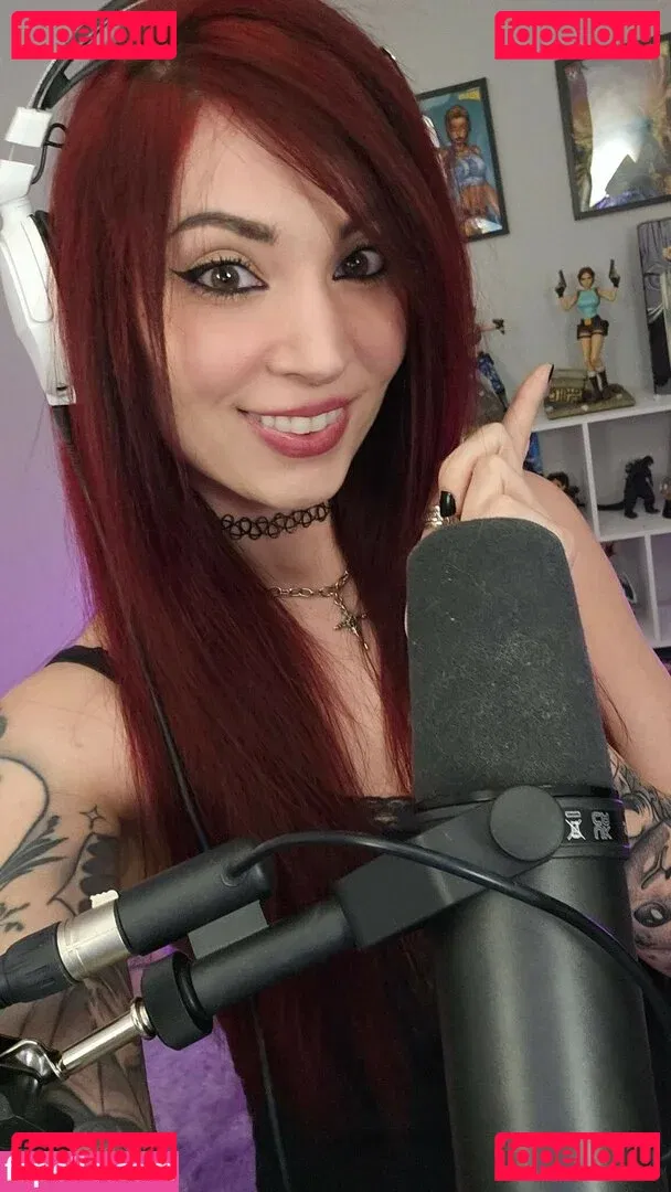 MelonieMac Onlyfans Photo Gallery 