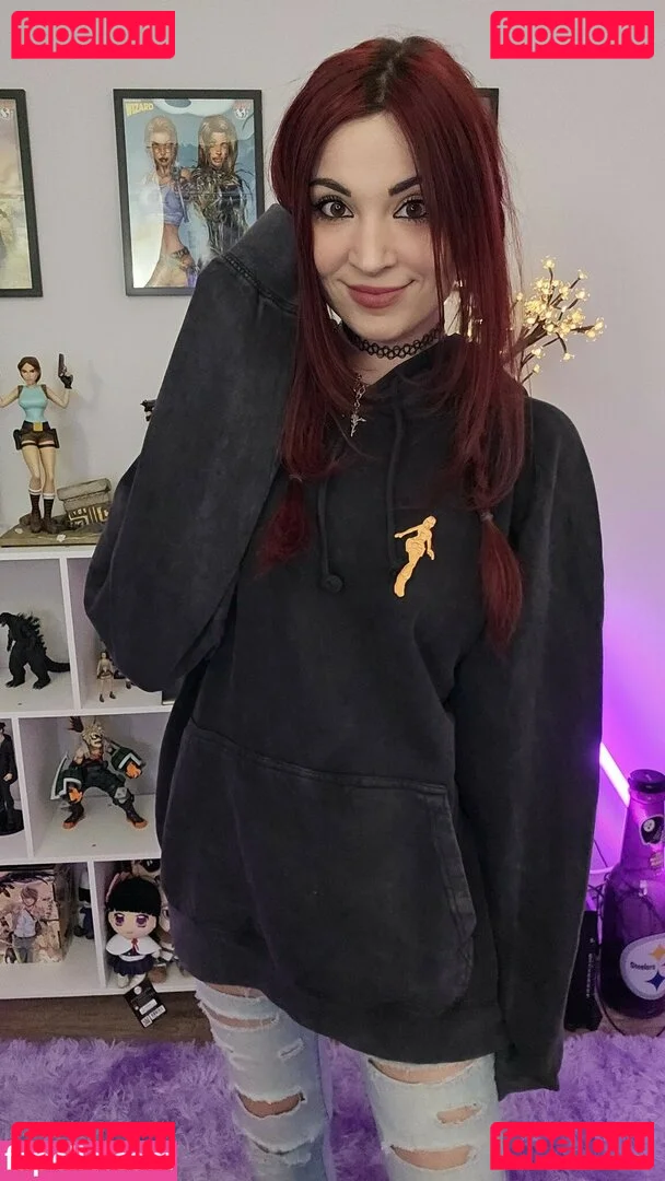 MelonieMac Onlyfans Photo Gallery 