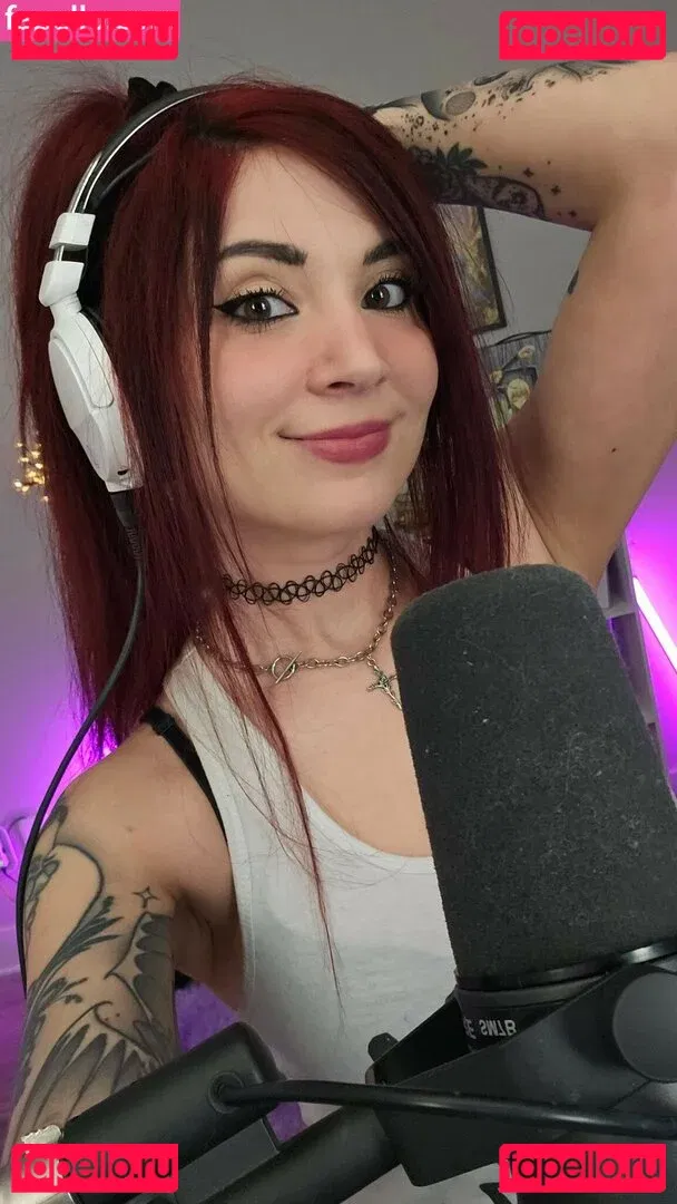 MelonieMac Onlyfans Photo Gallery 