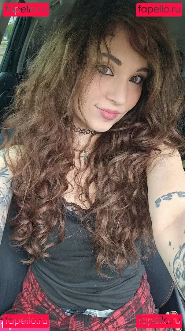 MelonieMac Onlyfans Photo Gallery 