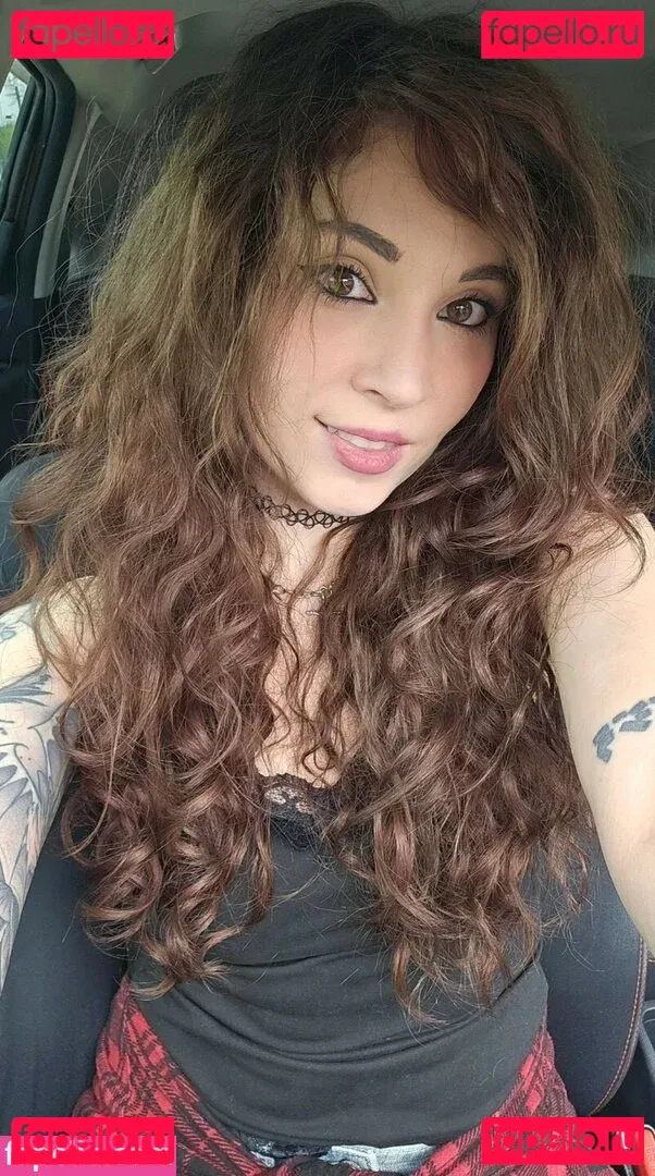 MelonieMac Onlyfans Photo Gallery 