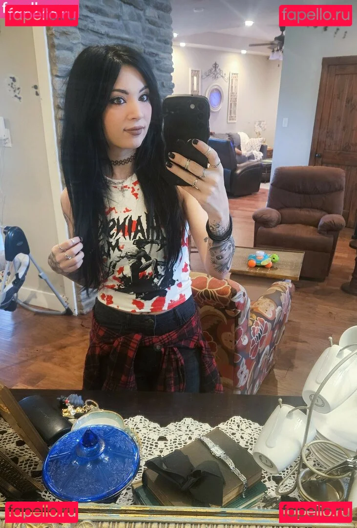 MelonieMac Onlyfans Photo Gallery 