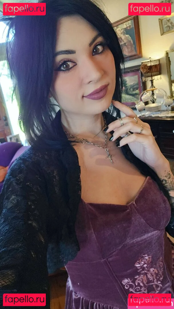 MelonieMac Onlyfans Photo Gallery 