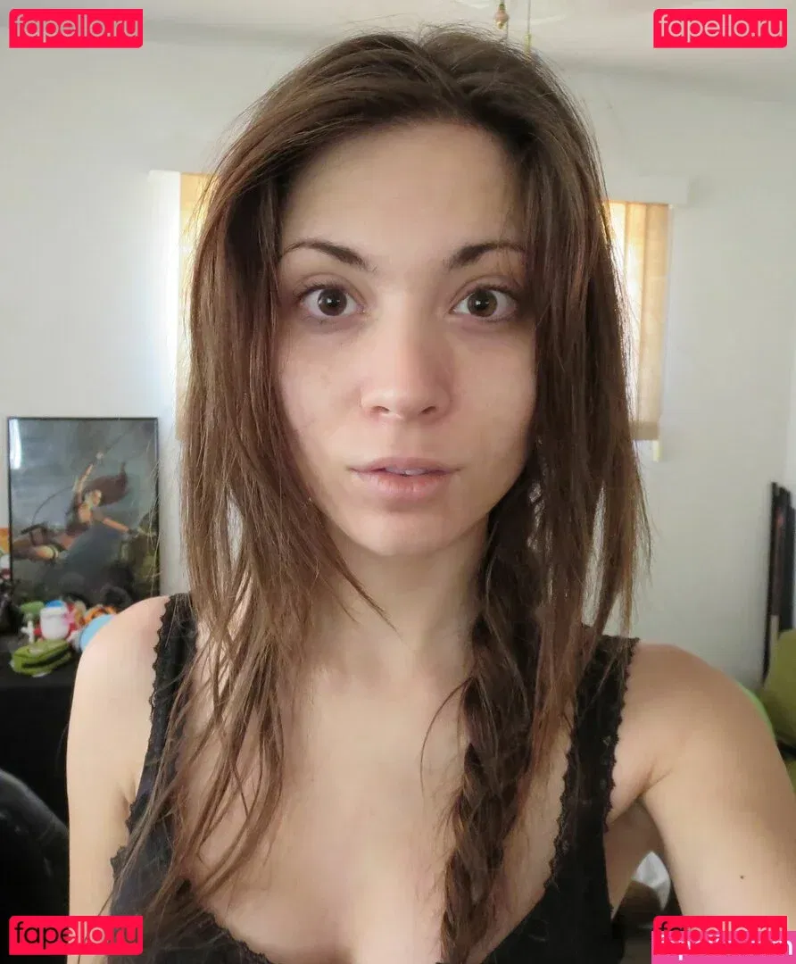 MelonieMac Onlyfans Photo Gallery 