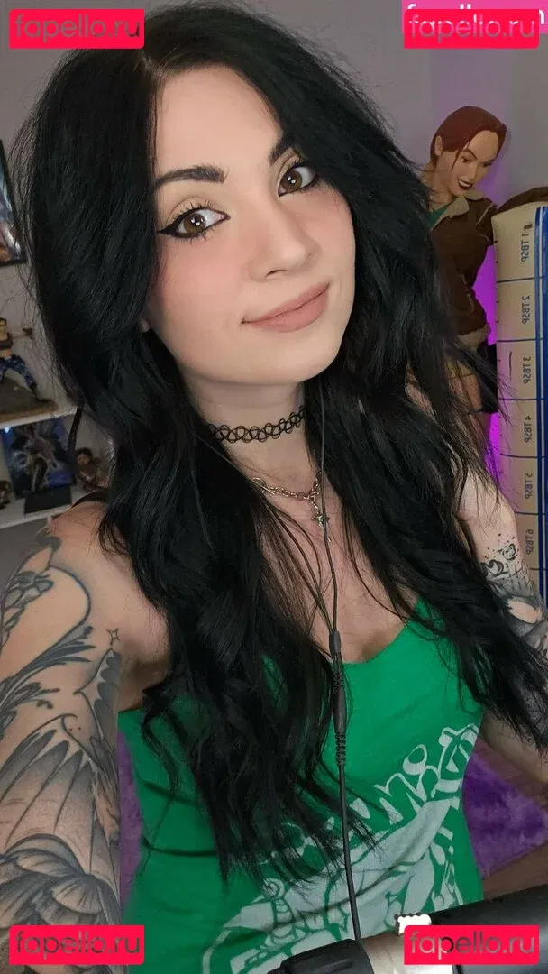 MelonieMac Onlyfans Photo Gallery 