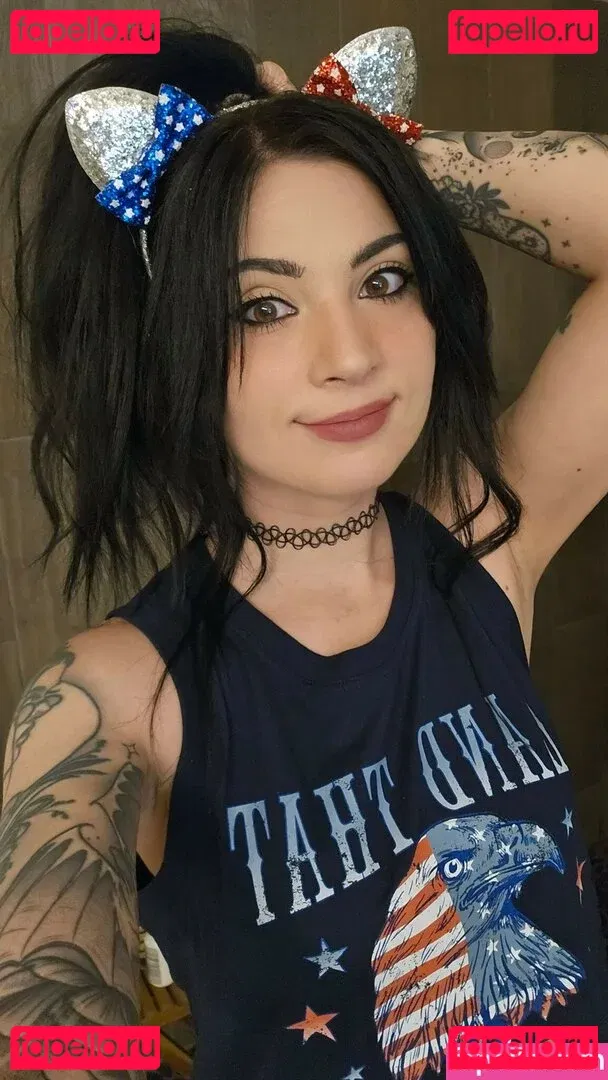 MelonieMac Onlyfans Photo Gallery 