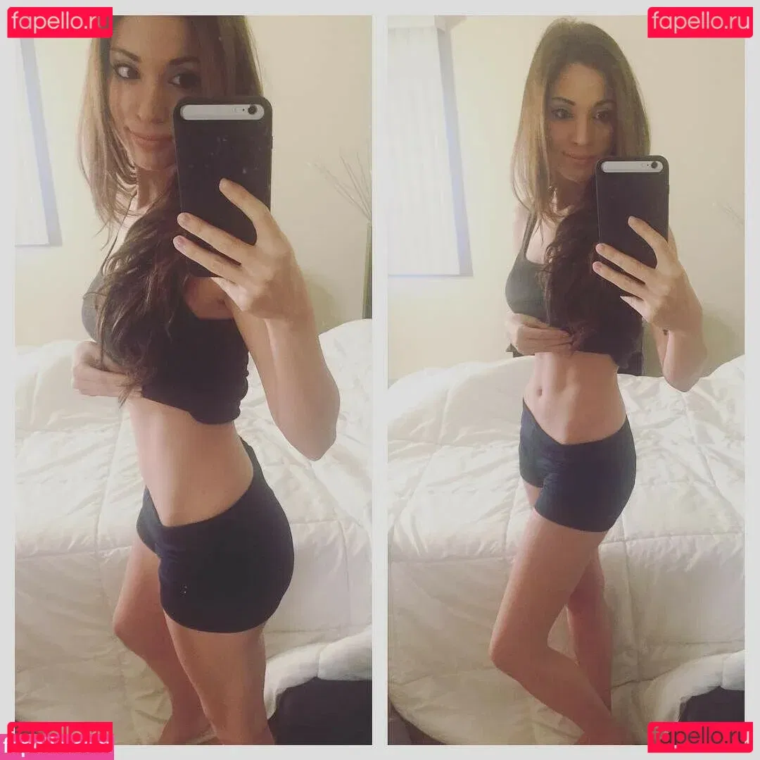 MelonieMac Onlyfans Photo Gallery 