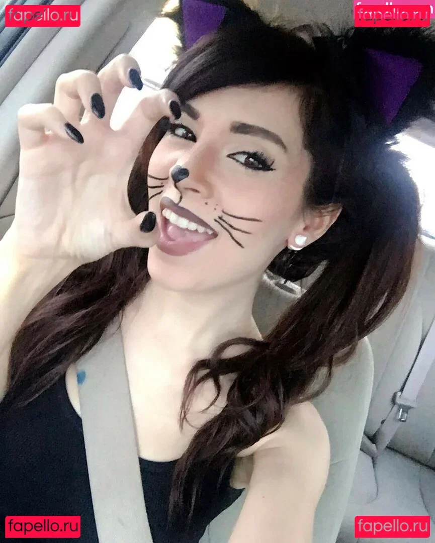 MelonieMac Onlyfans Photo Gallery 