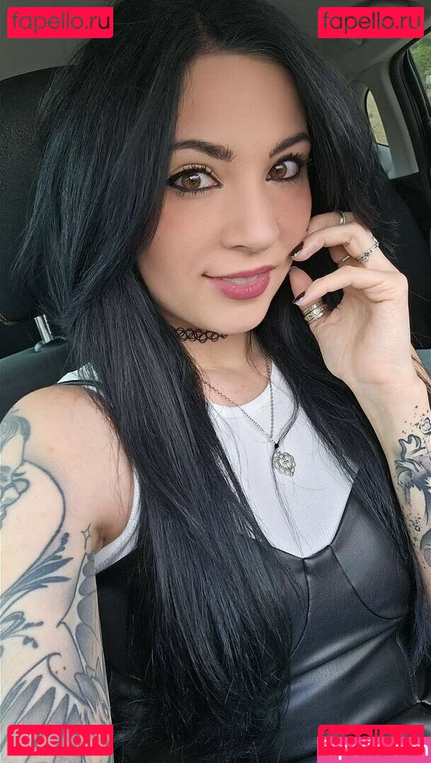 MelonieMac Onlyfans Photo Gallery 