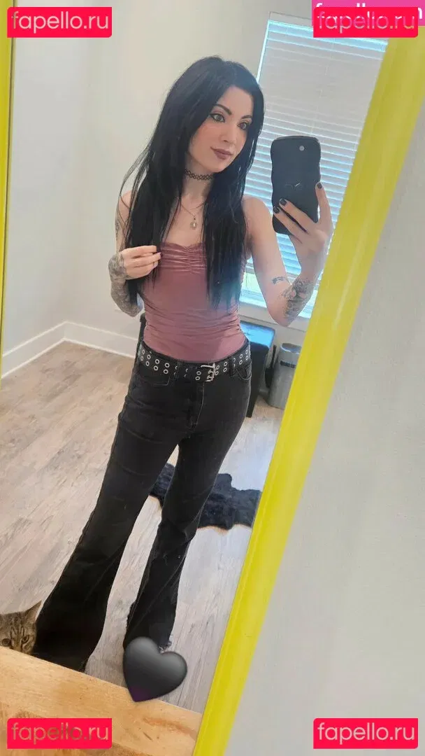 MelonieMac Onlyfans Photo Gallery 