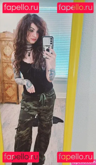 MelonieMac Onlyfans Photo Gallery 