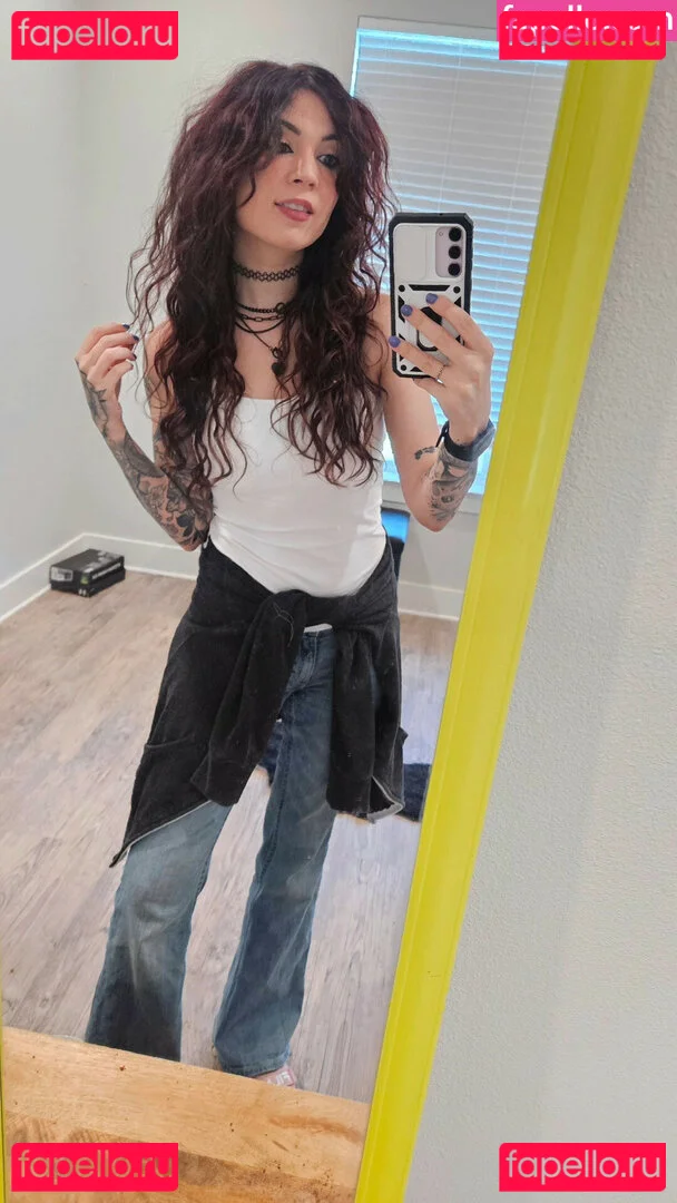 MelonieMac Onlyfans Photo Gallery 