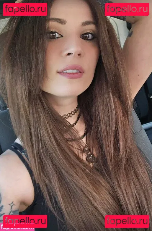 MelonieMac Onlyfans Photo Gallery 