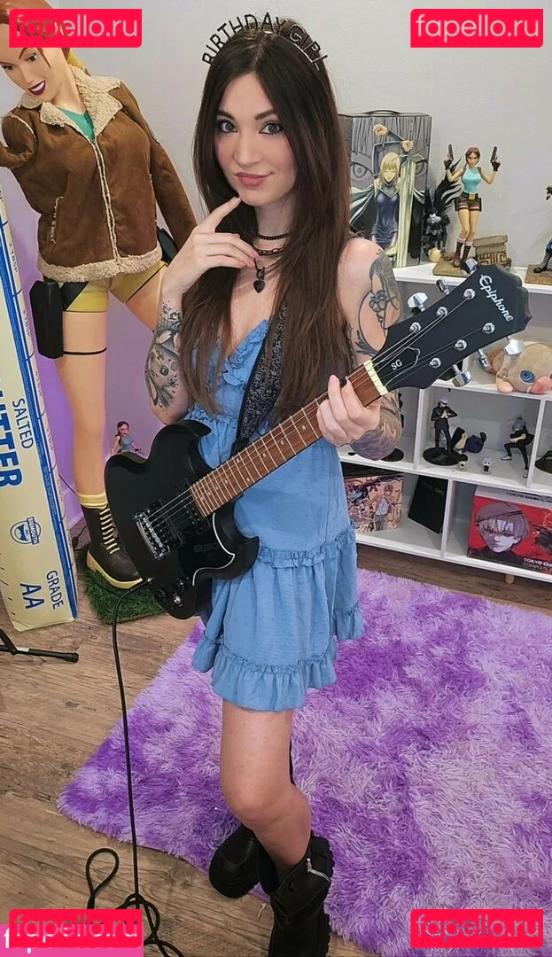 MelonieMac Onlyfans Photo Gallery 