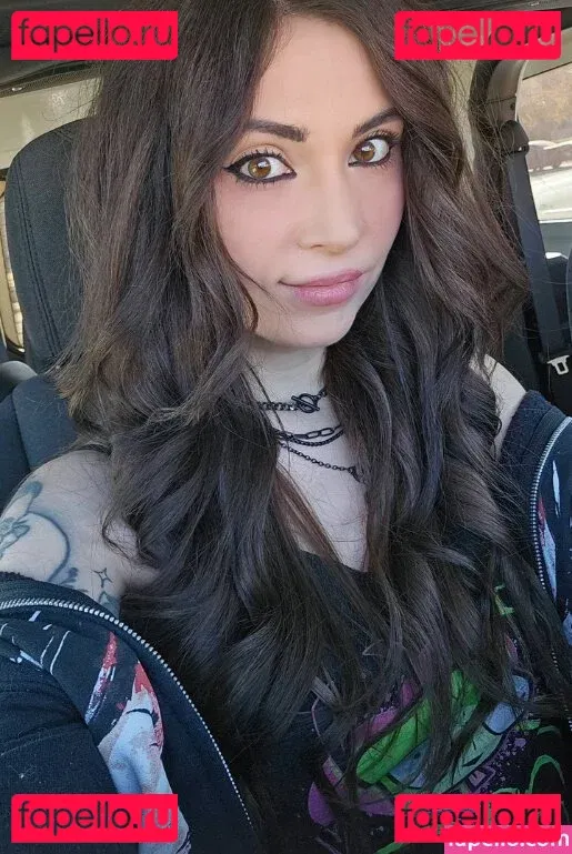 MelonieMac Onlyfans Photo Gallery 