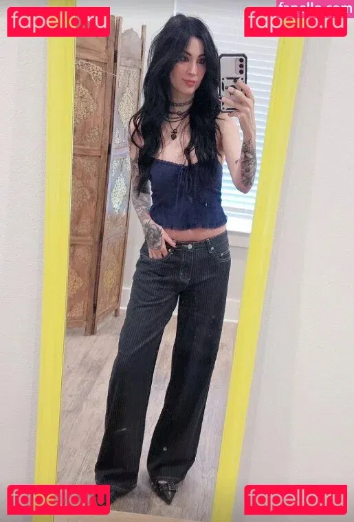 MelonieMac Onlyfans Photo Gallery 