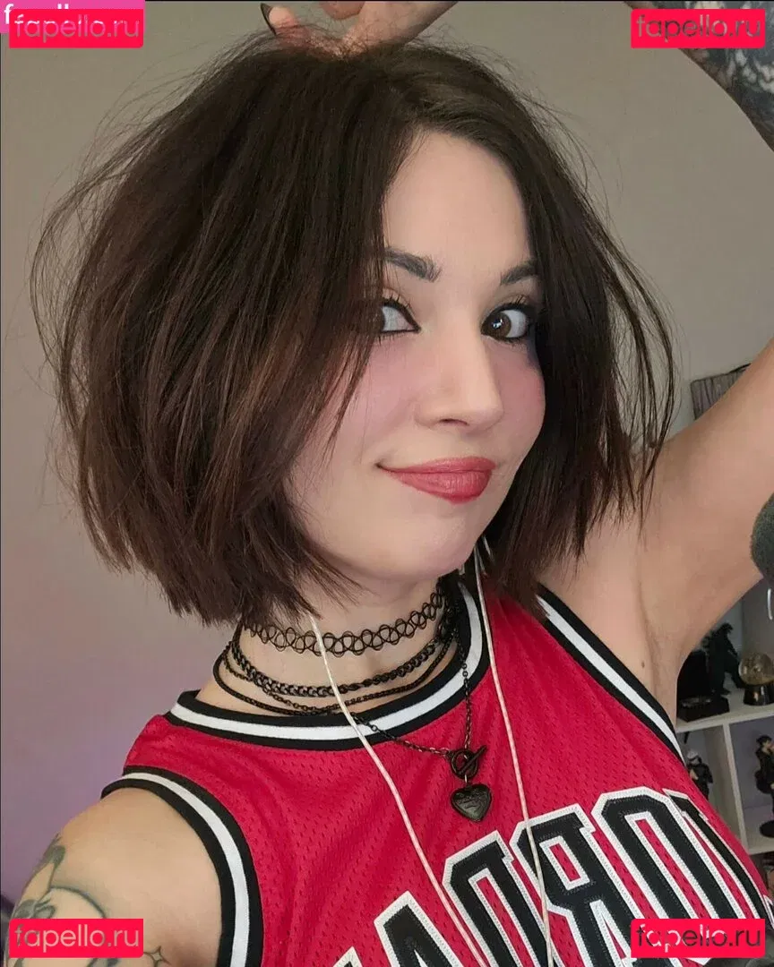 MelonieMac Onlyfans Photo Gallery 