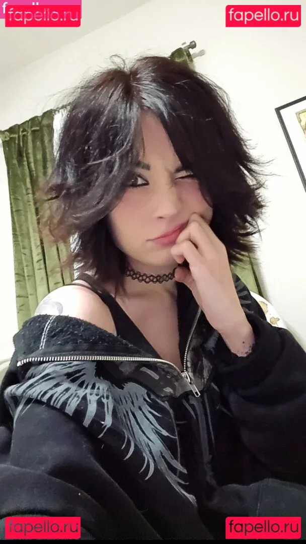 MelonieMac Onlyfans Photo Gallery 