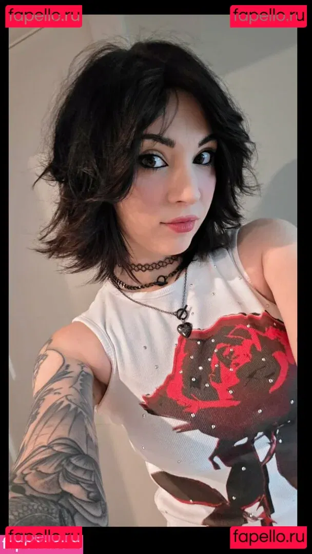 MelonieMac Onlyfans Photo Gallery 