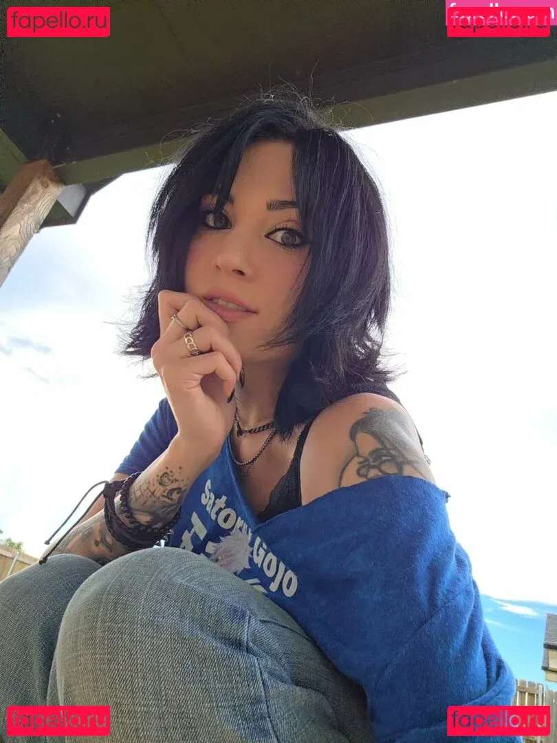 MelonieMac Onlyfans Photo Gallery 