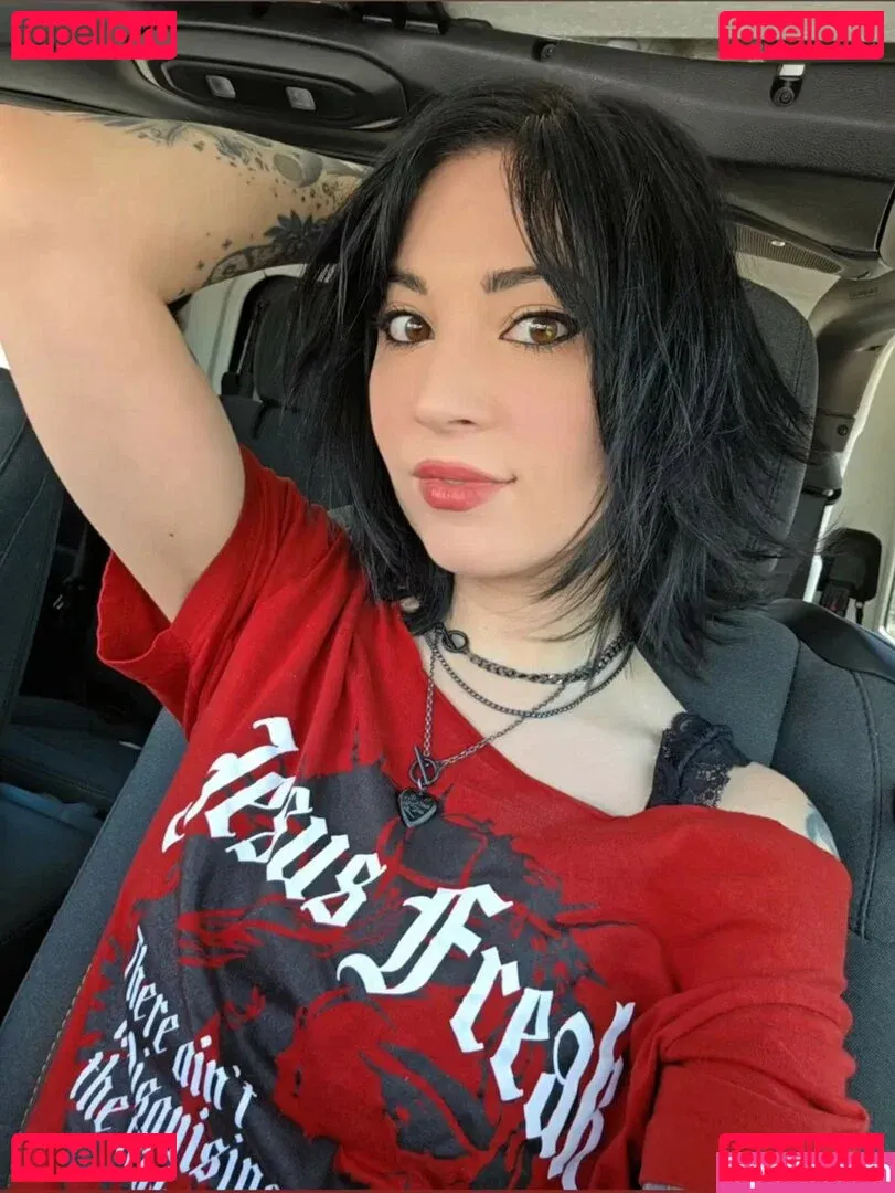 MelonieMac Onlyfans Photo Gallery 