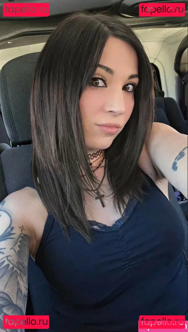 MelonieMac Onlyfans Photo Gallery 