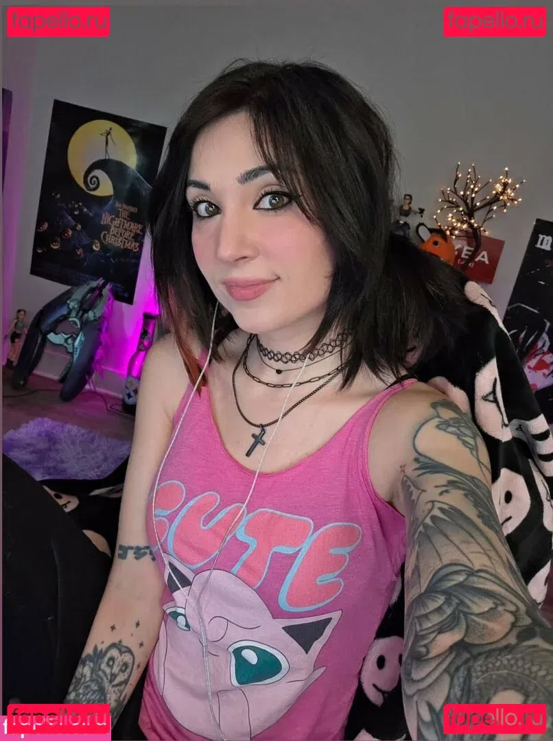 MelonieMac Onlyfans Photo Gallery 