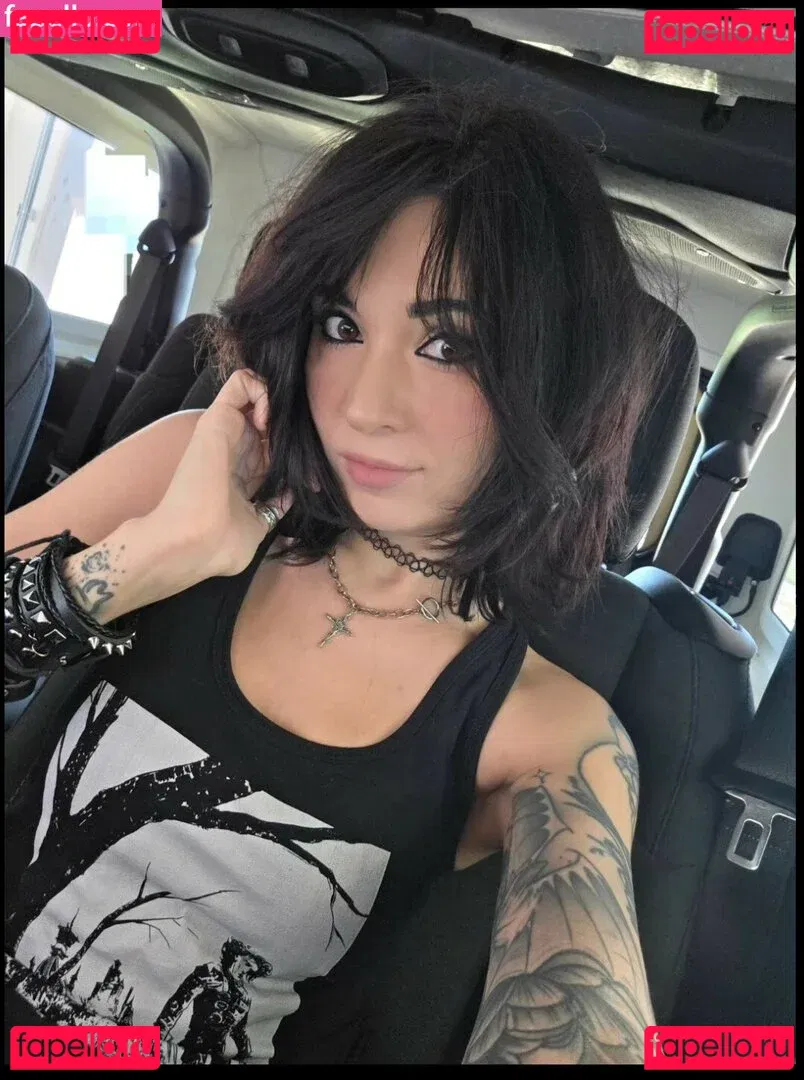 MelonieMac Onlyfans Photo Gallery 