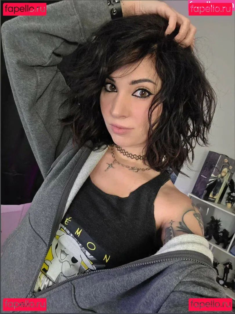 MelonieMac Onlyfans Photo Gallery 