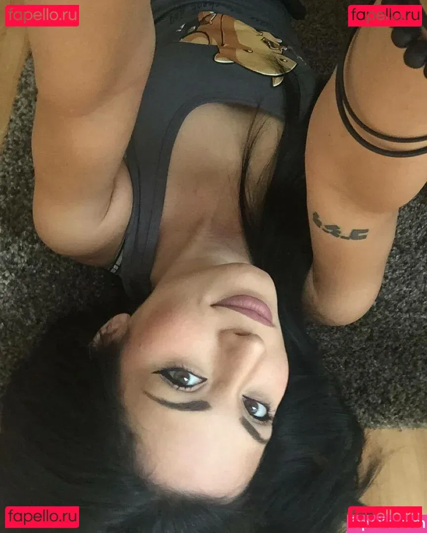 MelonieMac Onlyfans Photo Gallery 