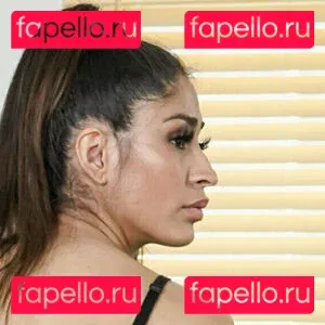 giselleamoretube Onlyfans Photo Gallery 